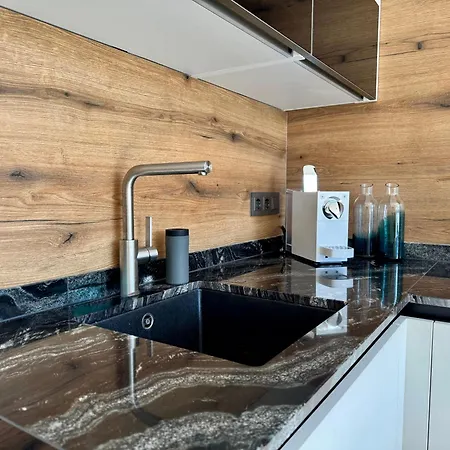 Panorama View Tirol شقة